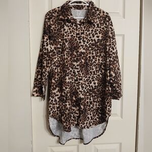 L&S Cheetah Print Long Buttoned Dress Size Medium (M)